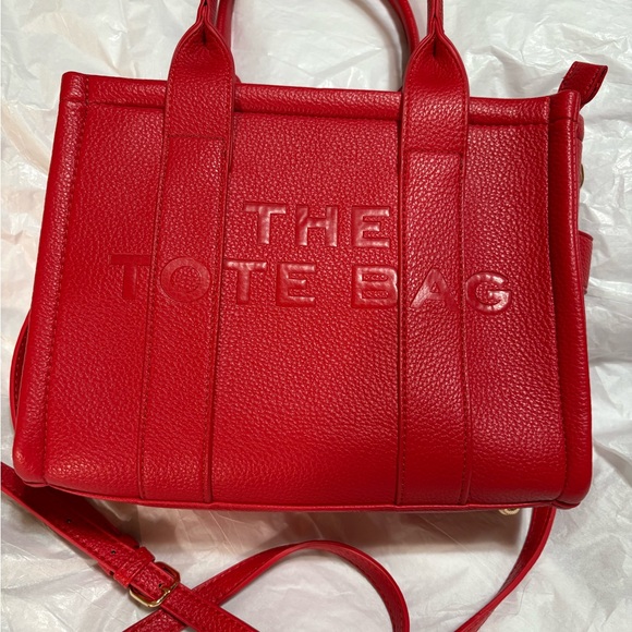 2pc Red The Tote Bag&Wallet Set.Crossbody strap
10.5w,9.5h,4.5 expansion- vegan - Picture 2 of 13